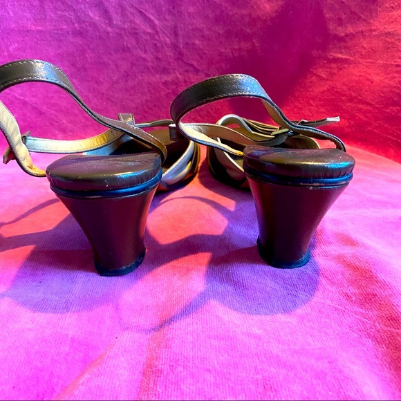 VINTAGE sling back sandals - Picture 2 of 6